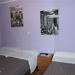 La Ferroviaria - No Fumadores - Sin Ascensor Vendégház 3*