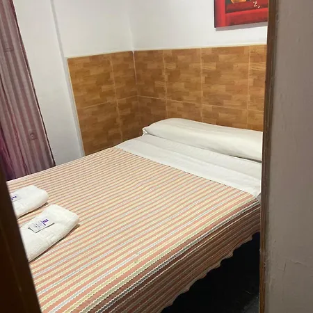 Pension La Ferroviaria Habitaciones Con Bano Privado - Sin Ascensor 2* Zaragoza