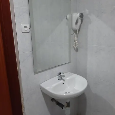 Casa de hóspedes Lf - No Fumadores - Con Baño Privado - Sin Ascensor