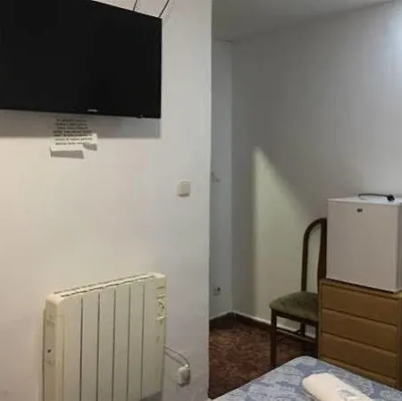 Lf - No Fumadores - Sin Ascensor 3* 사라고사